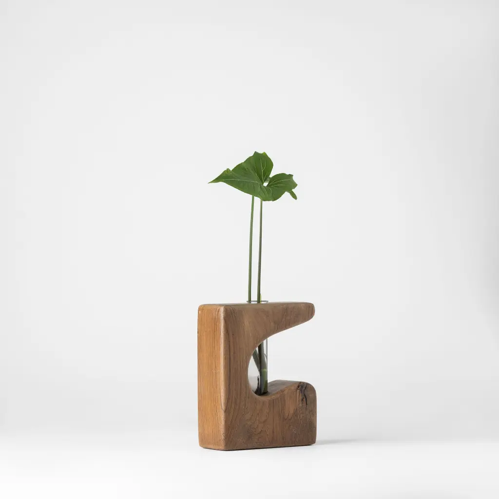 Ethera - A - Image 04- Gyara Gyara